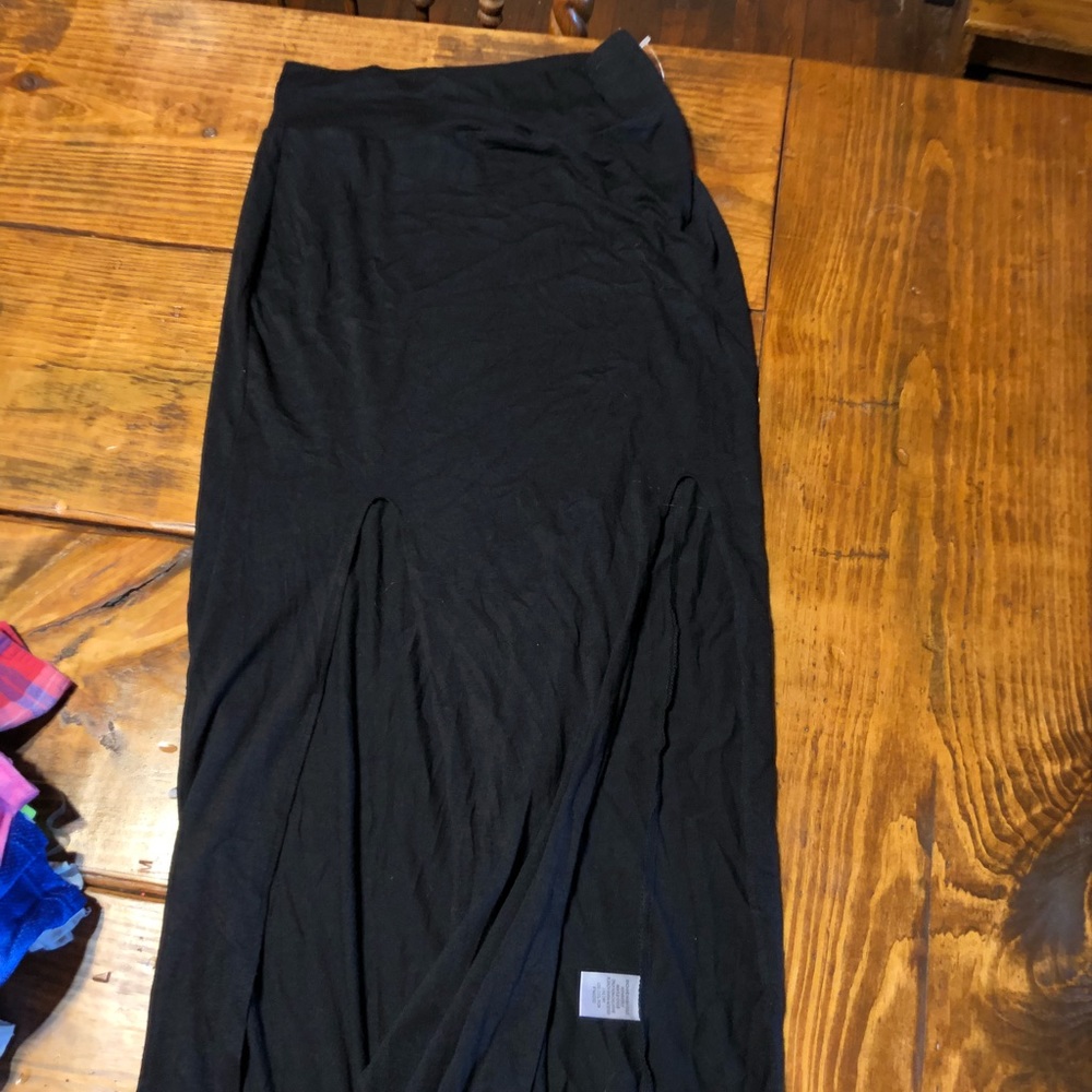 Black shirt with a slit